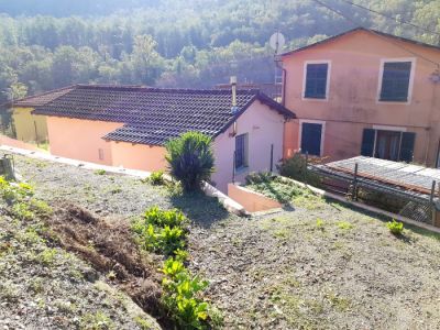 Acqua di Ognio - Casa indipendente con giardino