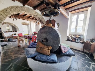 Soglio - Antico frantoio del 1882 - casa con giardino e taverna