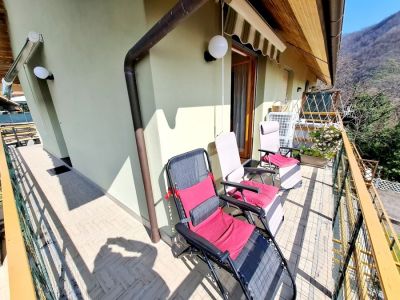 MOCONESI APPARTAMENTO CON TERRAZZO