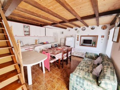 Roccatagliata - Casa indipendente su 2 lati con terrazza