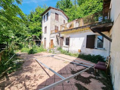 Ognio - Casa indipendente con terrazza e giardino