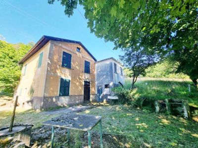 Piancerese - Casa indipendente con dependance e giardino