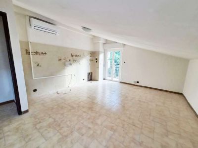 Gattorna a 500 metri (Donega) - affitto mansarda ristrutturata
